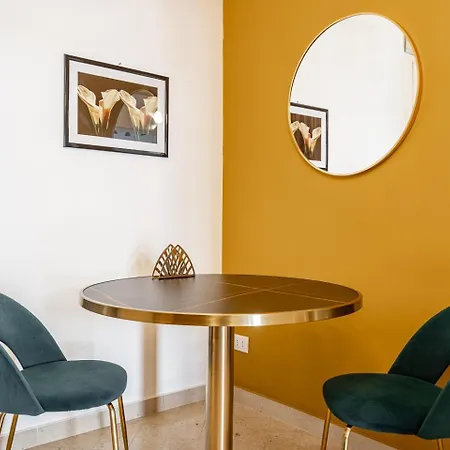 Appartamento Palazzo De Rossi Bari Esterno foto